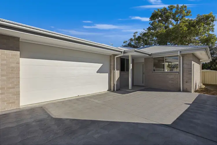 Main view of Homely villa listing, 2/139 Springwood Street, Ettalong Beach NSW 2257