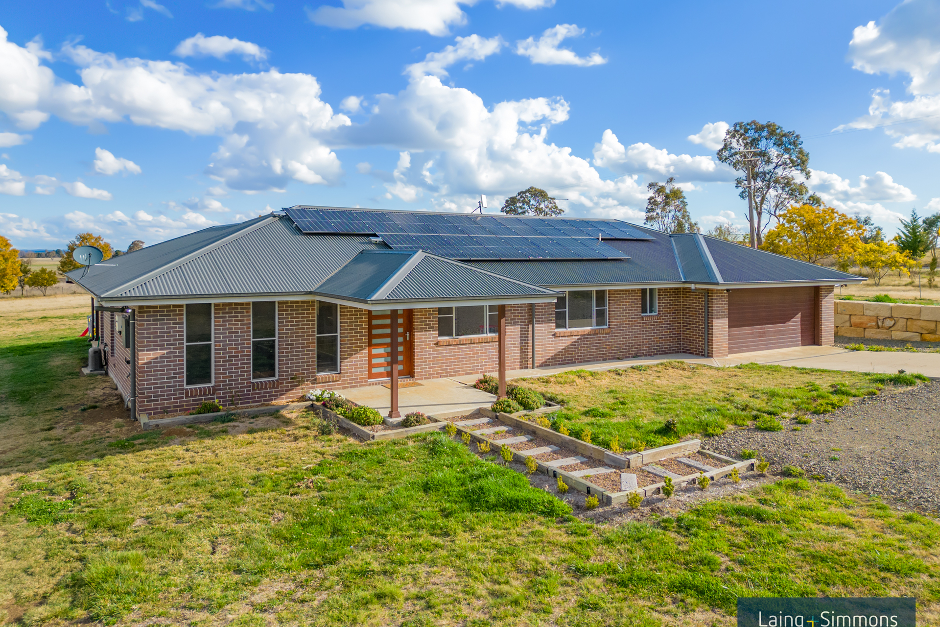 2 Yellowtail Court, Armidale NSW 2350