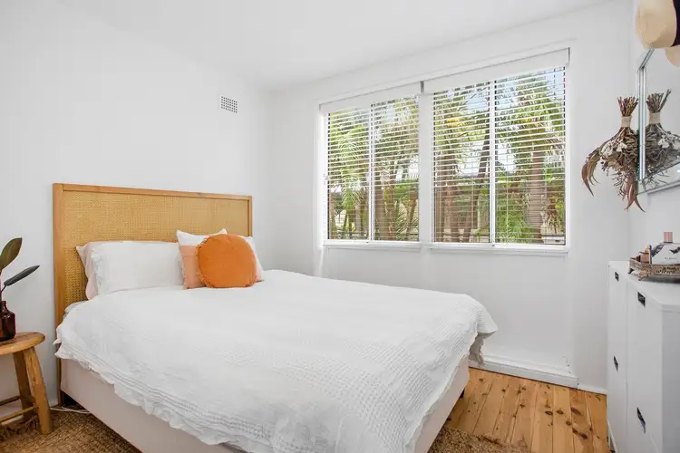 Fourth view of Homely apartment listing, 2/32 Wyuna Avenue, Freshwater NSW 2096