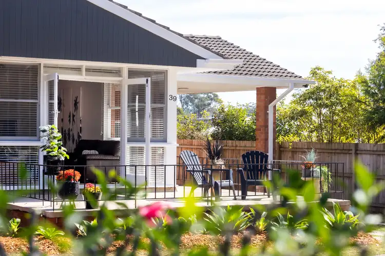 39 Golf Avenue, Mollymook NSW 2539
