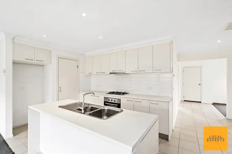 Sixth view of Homely house listing, 30 Isabella Way, Tarneit VIC 3029