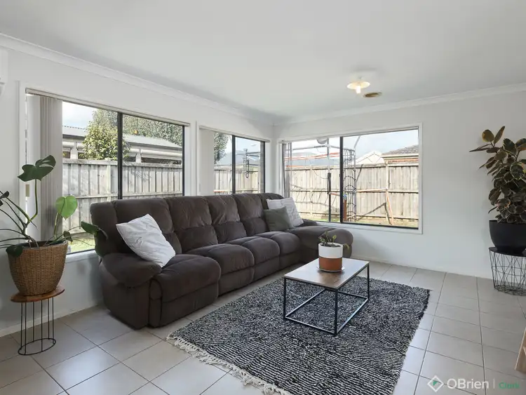 Sixth view of Homely house listing, 33 Lyndhurst Square, Drouin VIC 3818