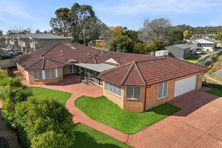 8 Vista Place, Narellan NSW 2567