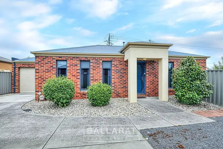 44 Ashwood Gardens, Mitchell Park VIC 3355