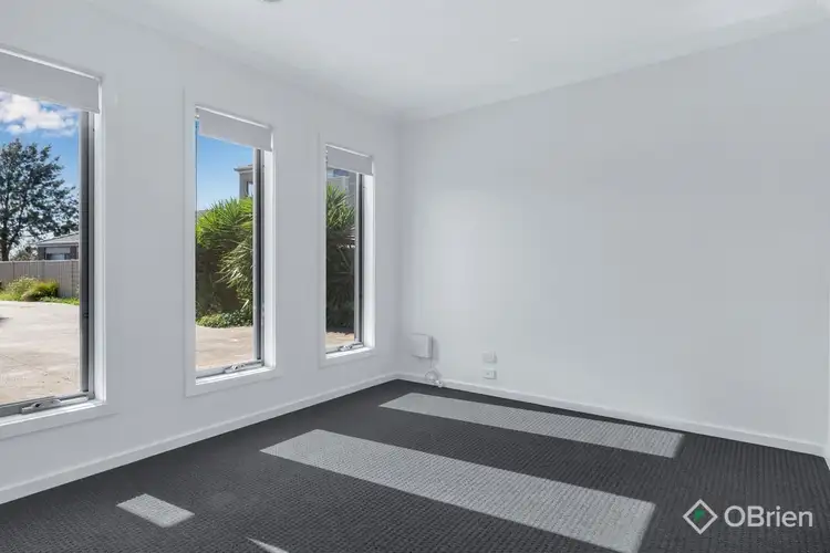 Fifth view of Homely house listing, 2/3 Fishburn Grove, Harkness VIC 3337