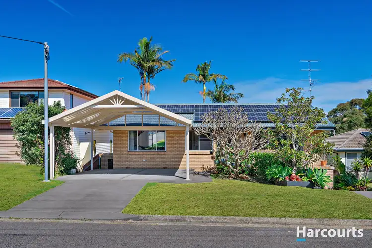 17 Robertson Road, Valentine NSW 2280