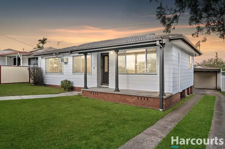 25 Lawson Avenue, Woodberry NSW 2322