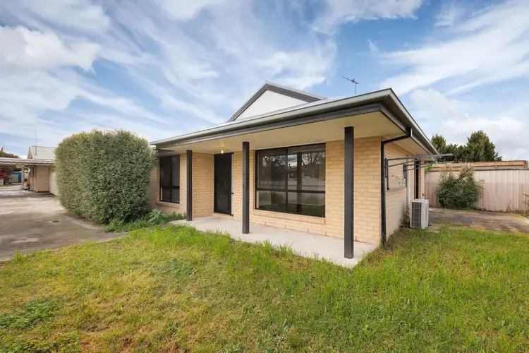 Main view of Homely townhouse listing, 2/48 Vermont Street, Wodonga VIC 3690