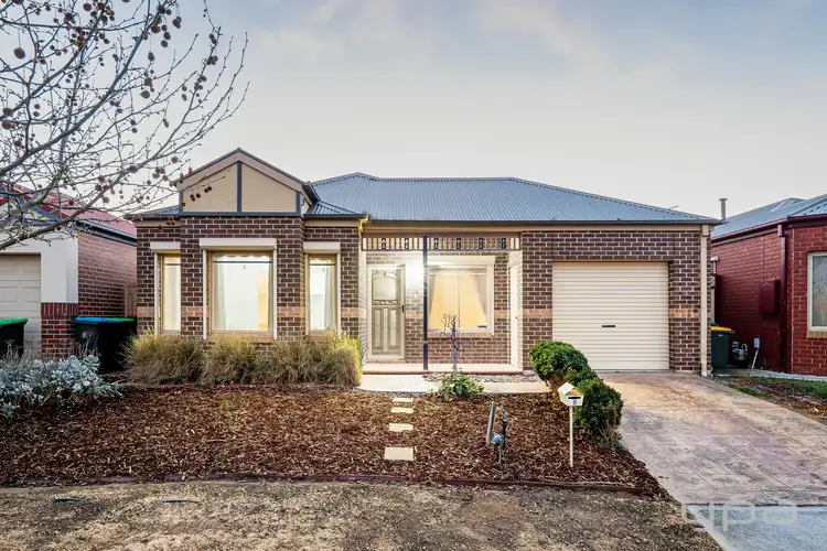 Fifth view of Homely house listing, 8 Cromwell Road, Werribee VIC 3030