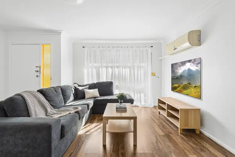 Main view of Homely villa listing, 1/93 Lake Entrance Road, Oak Flats NSW 2529