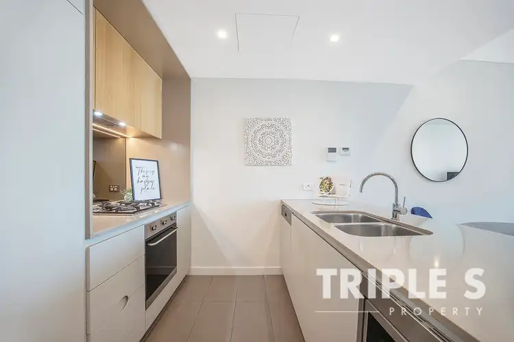 Fifth view of Homely apartment listing, 1402/6 Ebsworth Street, Zetland NSW 2017