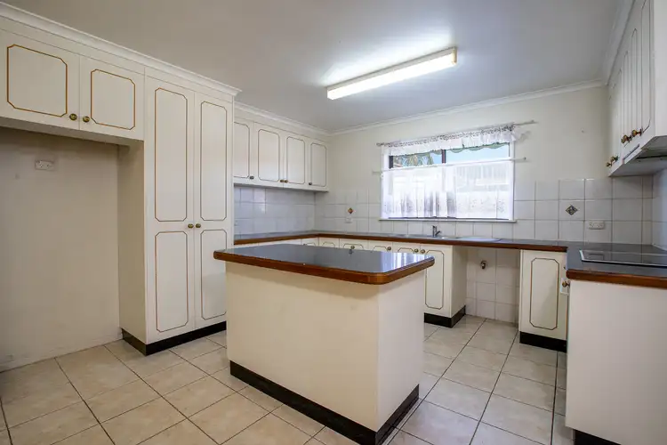 Fourth view of Homely house listing, 397 Lucinda Court, Lavington NSW 2641