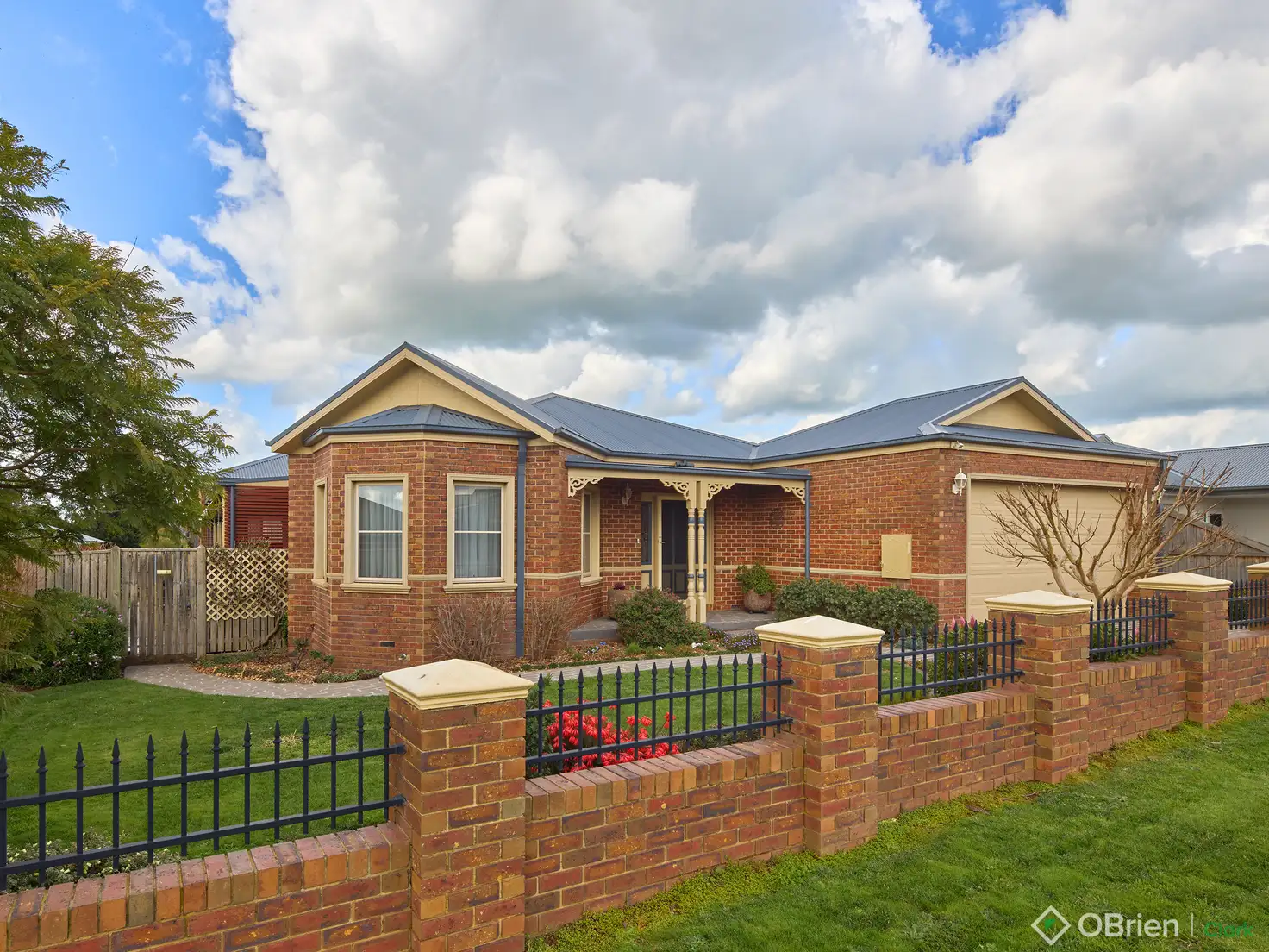 Main view of Homely house listing, 19 Mountain Vista Court, Drouin VIC 3818