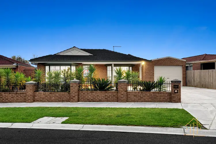 16 Cornwell Crescent, Cranbourne East VIC 3977