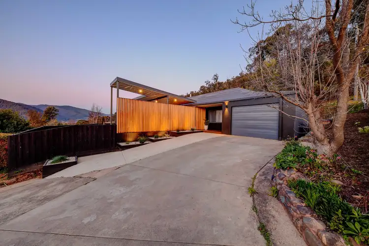 21 Walkers Lane, Bright VIC 3741