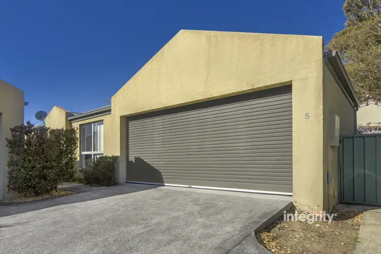Sixth view of Homely villa listing, 5/115 Hillcrest Avenue, South Nowra NSW 2541