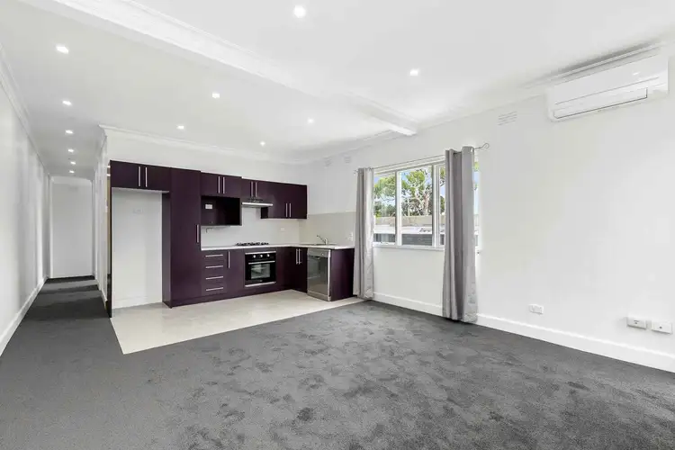 Main view of Homely unit listing, 1/6 Harrington Square, Altona VIC 3018