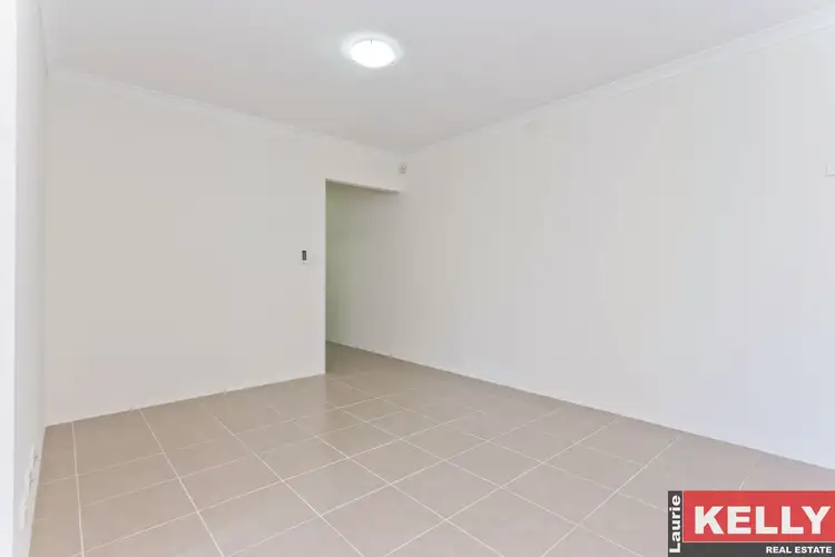 Sixth view of Homely unit listing, 4/61 Kennerly Street, Cloverdale WA 6105