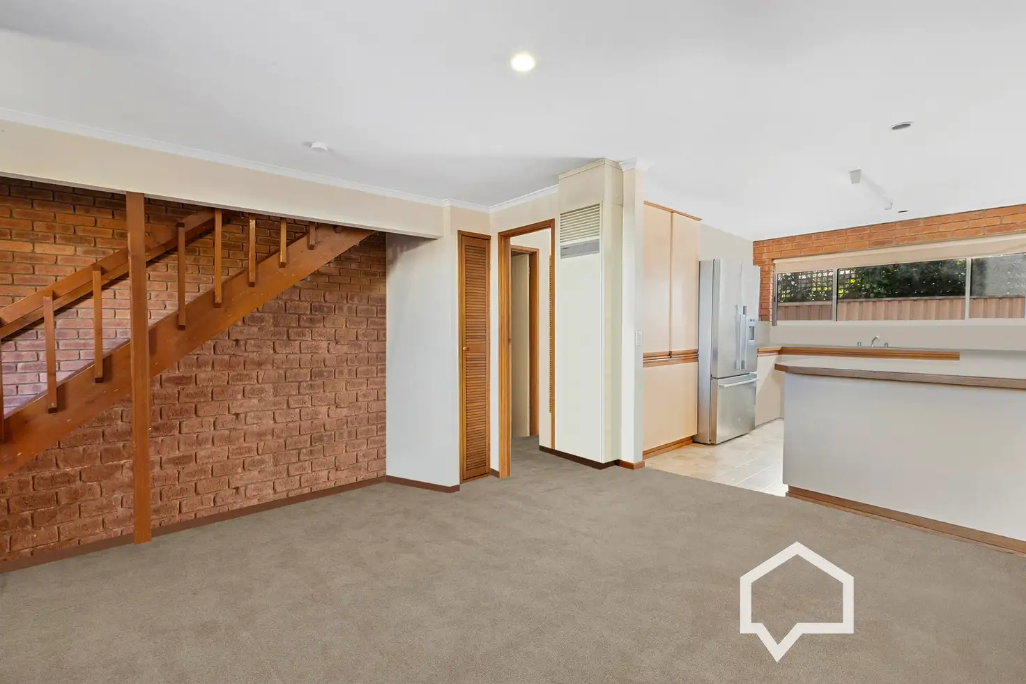 Main view of Homely townhouse listing, 2/15 Sternberg Street, Kennington VIC 3550