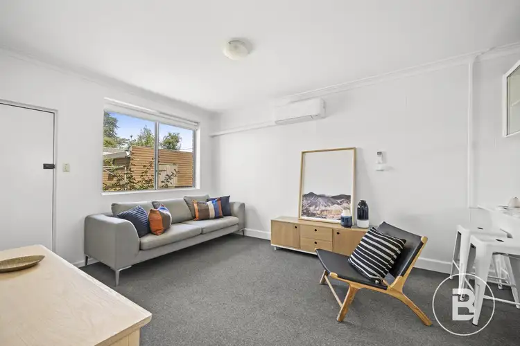 2/1110 Howitt Street, Wendouree VIC 3355