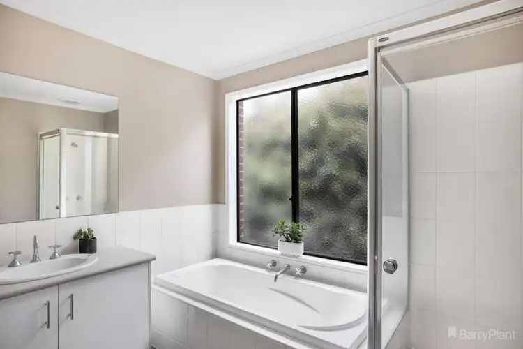 Sixth view of Homely house listing, 13 Eucalypt Court, Drouin VIC 3818