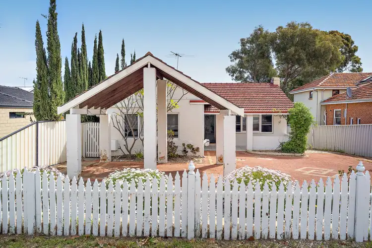 187 Duke Street, Scarborough WA 6019
