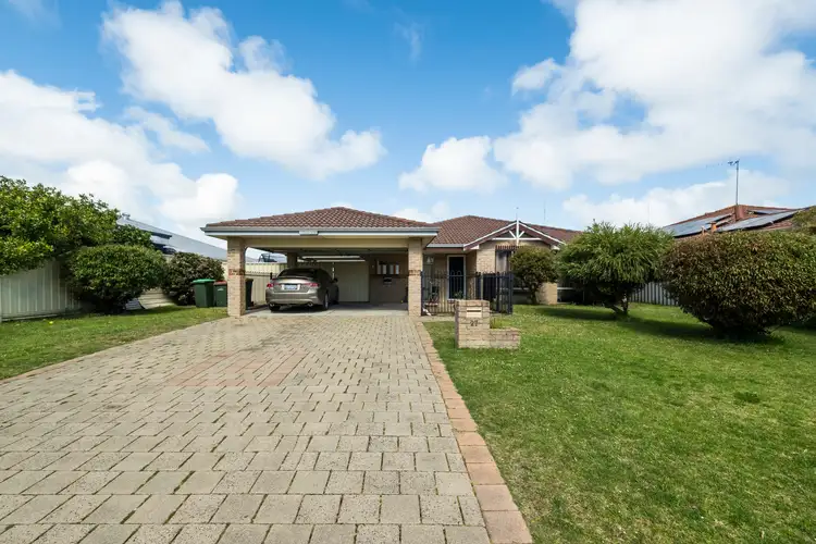 27 Recreation Drive, Eaton WA 6232