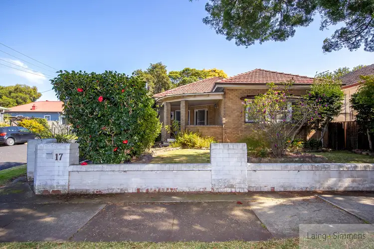 17 Fitzroy Street, Mayfield NSW 2304