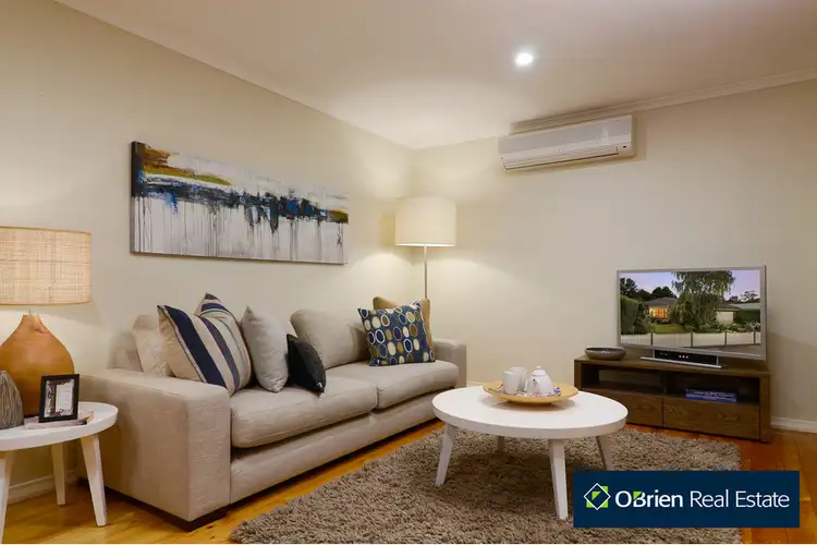 Fifth view of Homely house listing, 7 Amelia Close, Beaconsfield VIC 3807