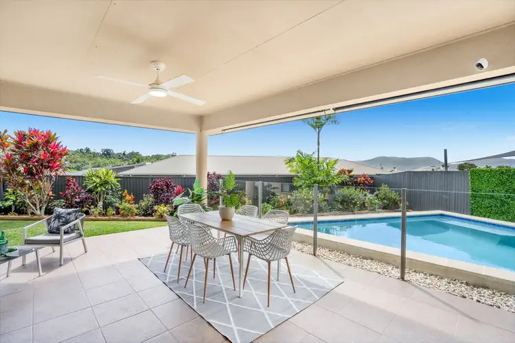 22 Pelling Close, Kanimbla QLD 4870