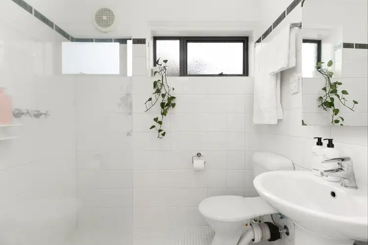 Fourth view of Homely apartment listing, 1/23 Maribyrnong Road, Ascot Vale VIC 3032