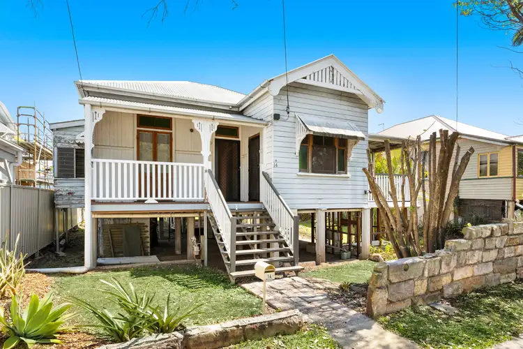 14 Latrobe Street