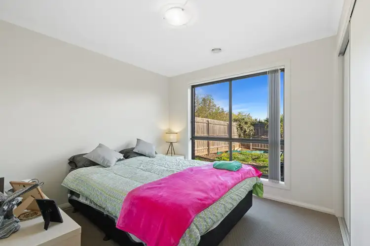 Fifth view of Homely house listing, 9 Hinkler Crescent, Brookfield VIC 3338