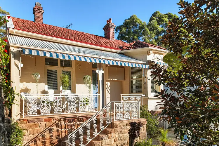 9 Riley Street