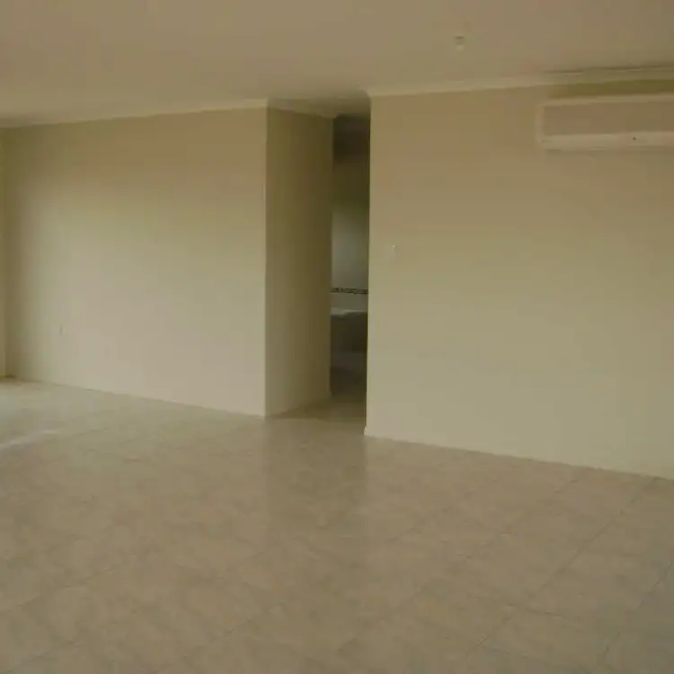 Fourth view of Homely house listing, 7 Summer Red Court, Blackwater QLD 4717