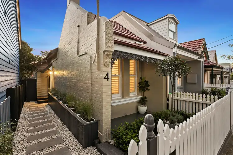 4 James Street
