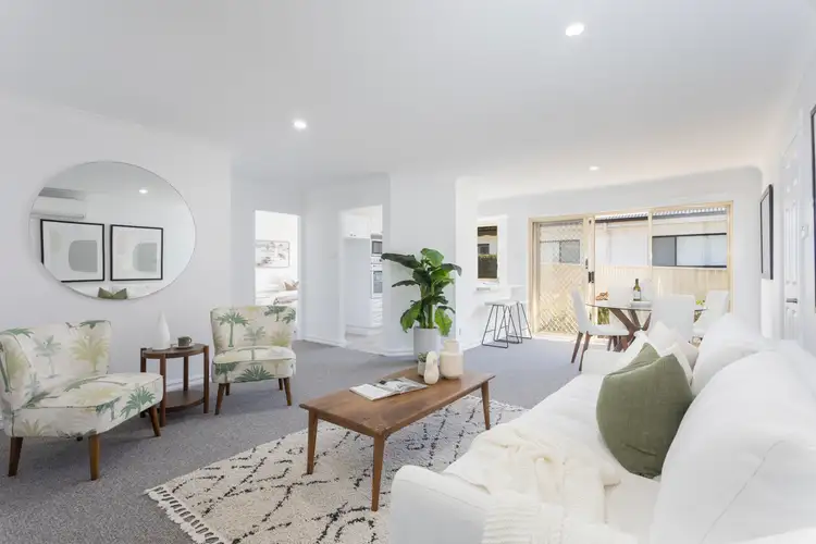 Second view of Homely villa listing, 5/3-5 Chipilly Avenue, Engadine NSW 2233