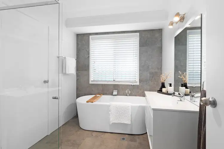 Sixth view of Homely house listing, 4 Lara Close, Ourimbah NSW 2258