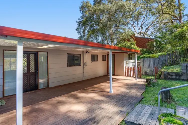 1 Marangani Avenue, North Gosford NSW 2250