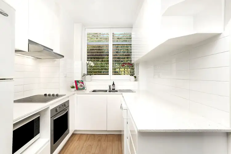 Fourth view of Homely apartment listing, 2/174 Old South Head Road, Bellevue Hill NSW 2023