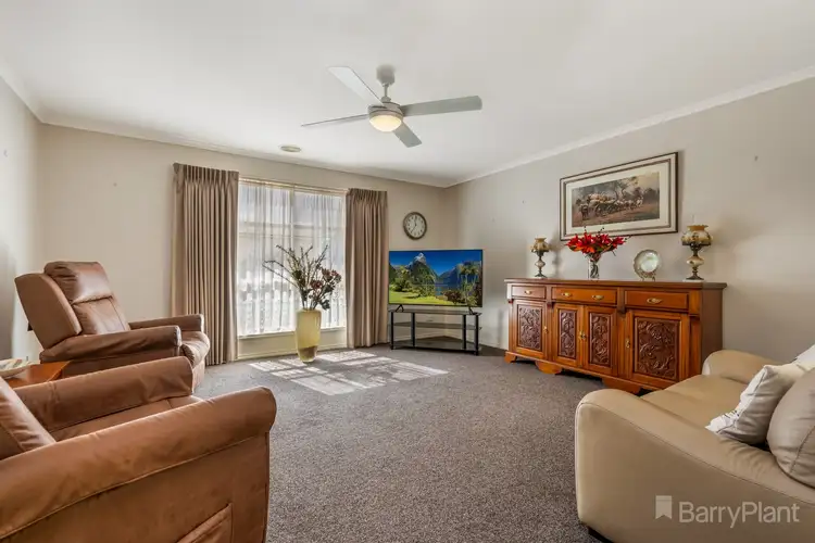 Fourth view of Homely house listing, 27 Sovereign Gardens, Kangaroo Flat VIC 3555