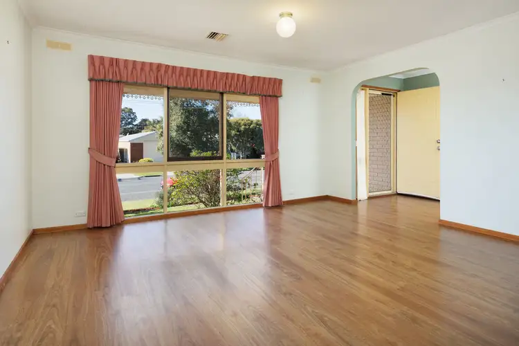 Second view of Homely house listing, 11 Gayview Drive, Wodonga VIC 3690