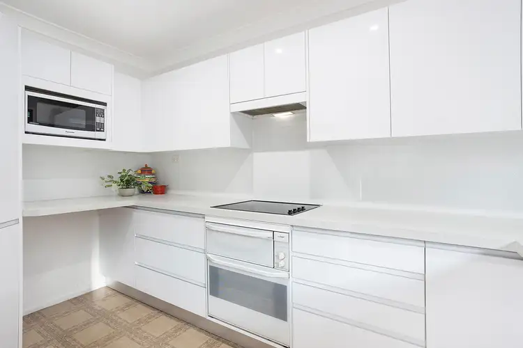 Third view of Homely villa listing, 10/42-46 Anzac Avenue, Engadine NSW 2233