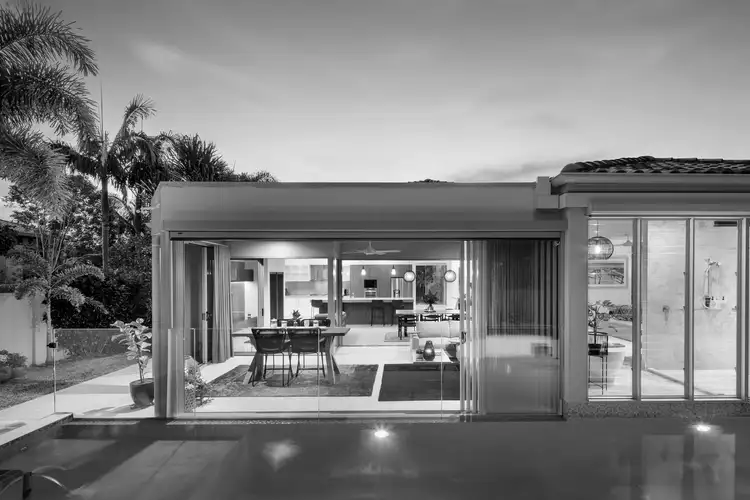 6 Springs Crescent, Noosa Heads QLD 4567