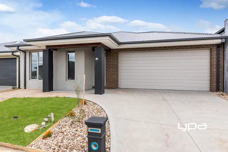 33 Bushranger Drive, Sunbury VIC 3429