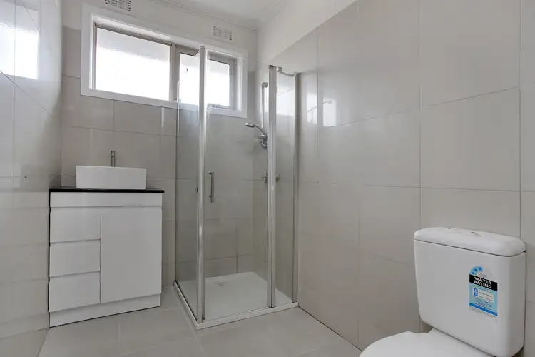 Fifth view of Homely house listing, 1/5 Madeleine Road, Clayton VIC 3168