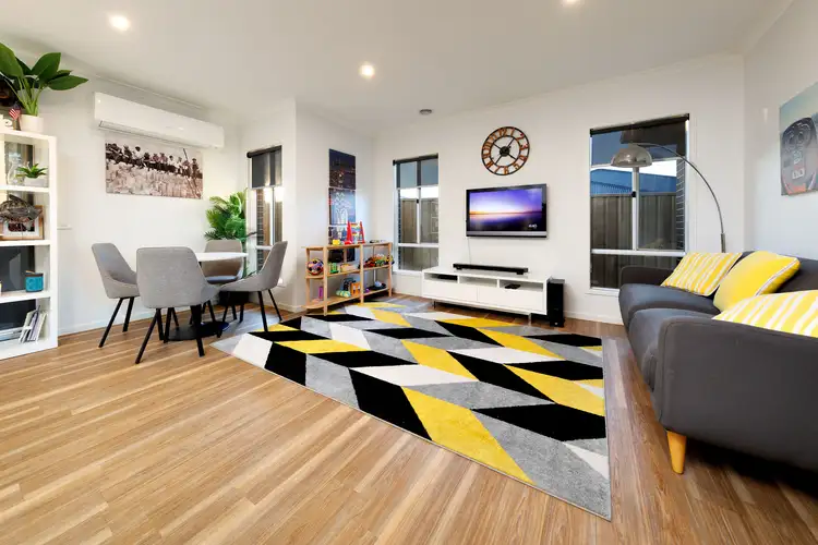 Fifth view of Homely house listing, 33 Pro Hart Drive, Baranduda VIC 3691