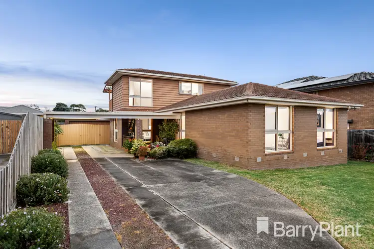 284 Greenwood Drive, Watsonia VIC 3087