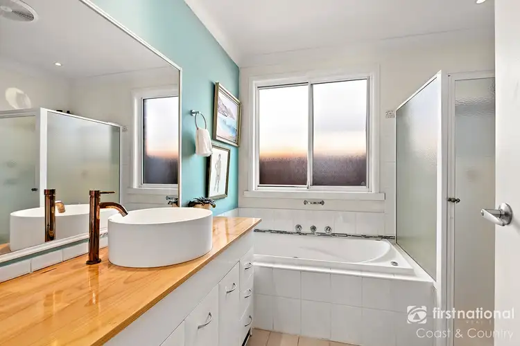 Sixth view of Homely house listing, 17 Cambewarra Place, Gerringong NSW 2534