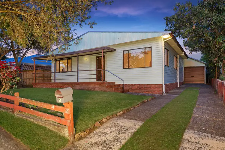 3 Holmes Avenue, Toukley NSW 2263